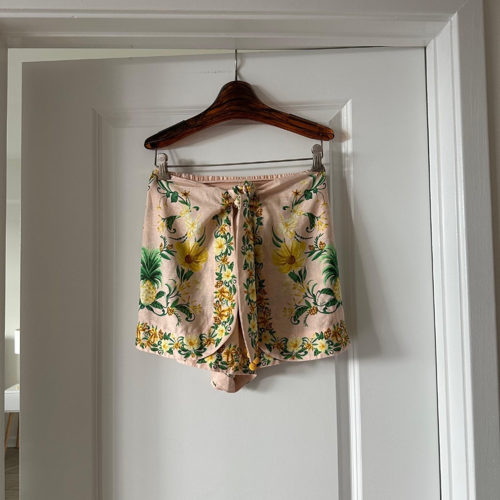 Farm Rio Pink Botanical Beauty Shorts - Picture 4 of 7